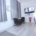 London Town Apartment- Lewisham